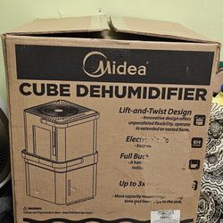MIDEA DEHUMIDIFIER CUBE 20 Pints Smart MAD20S1QWT
