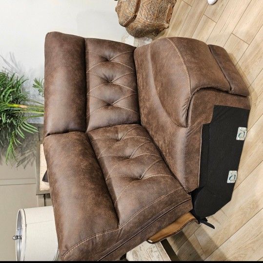 New Sofa recliner