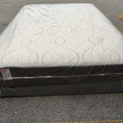 NEW MATTRESS FULL SIZE PLUSH WITH BOX SPRING 