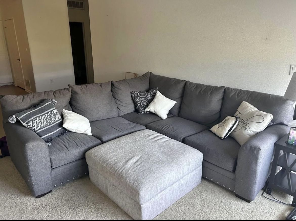 Storage ottoman with game table