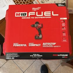 M18 Hammer Drill With 2xBattery And Charger
