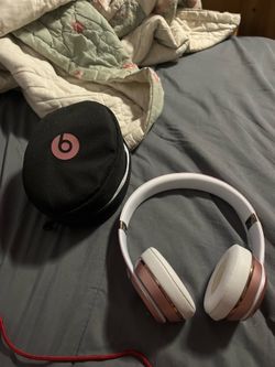 Beats headphones NO CHARGER