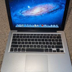 Apple MacBook Pro 13  Late 2011 Model