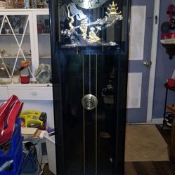 Dykstra Grandfather Clock 