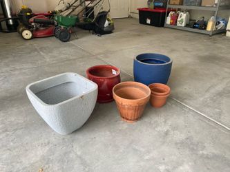 Planter pots