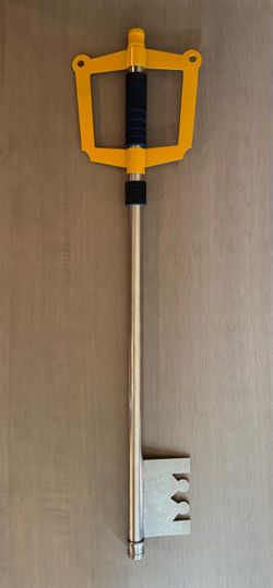 Kingdom Hearts Sora Keyblade – 35.5” Full-Size Metal Replica