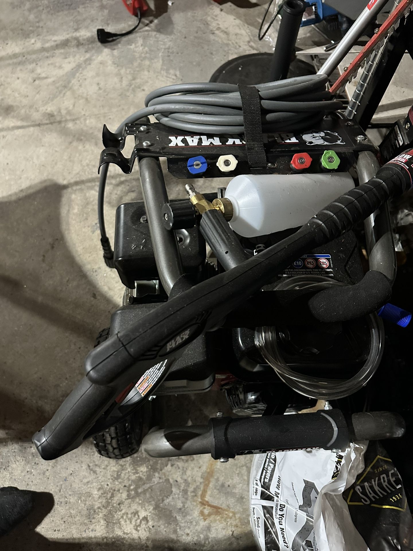 Black Max pressure washer
