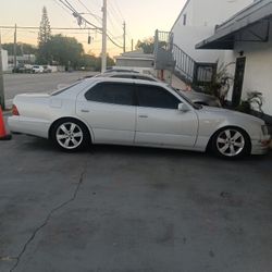 94' ls400