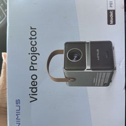 Projecter And screen