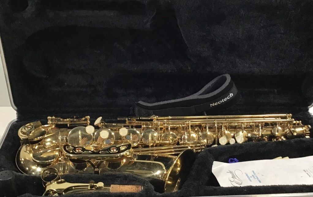 Saxophone 