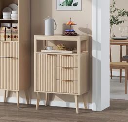 Bathroom floor cabinet