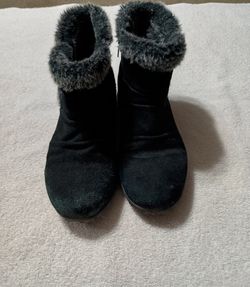 Khombu Lindsey Suede Leather Faux Fur Lined Ankle Boots