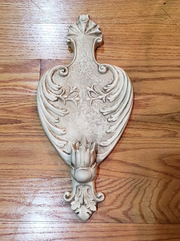 Vintage victorian resin wall mount candle holder approx 17x8