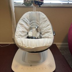 MamaRoo Baby Swing