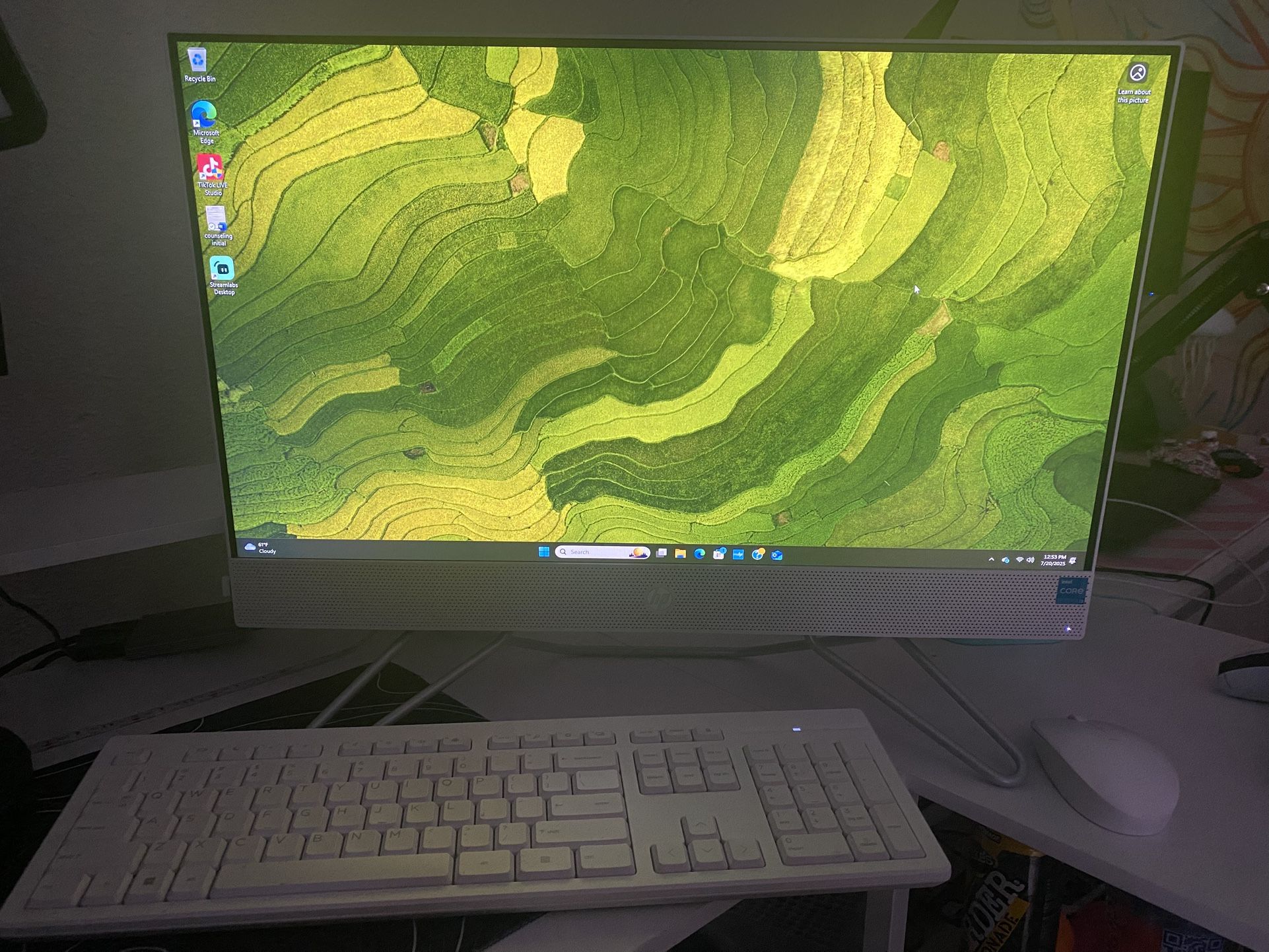 HP Touchscreen Desktop