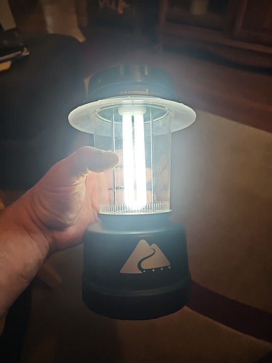 Ozark 400 Lumens Lamtern. Comes With Free Batteries!
