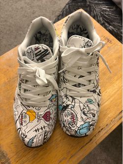 Artist edition sketchers Vexx  10.5