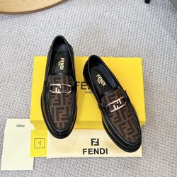 Fendi Men’s Leather Shoes With Box New 