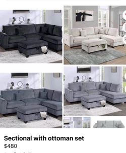 Sectional set with ottoman