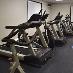 Light Commercial Fitness Equipment  ( All for $ OBO, Weights And FLOORING not Incl. But Accepting Offers.