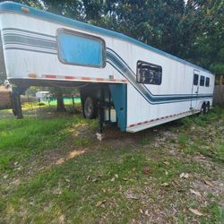 36' 3H Slant Aluminum Horse Trailer LQ-unfinished