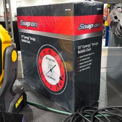Snap On Tools 15” Clock