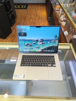 2024 Apple MacBook M3