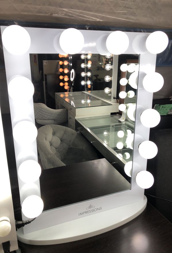 Hollywood Iconic Xl Vanity Mirror For In Sacramento Ca Offerup