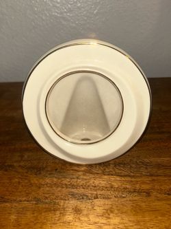 Vintage Lenox Round Ivory Porcelain Frame