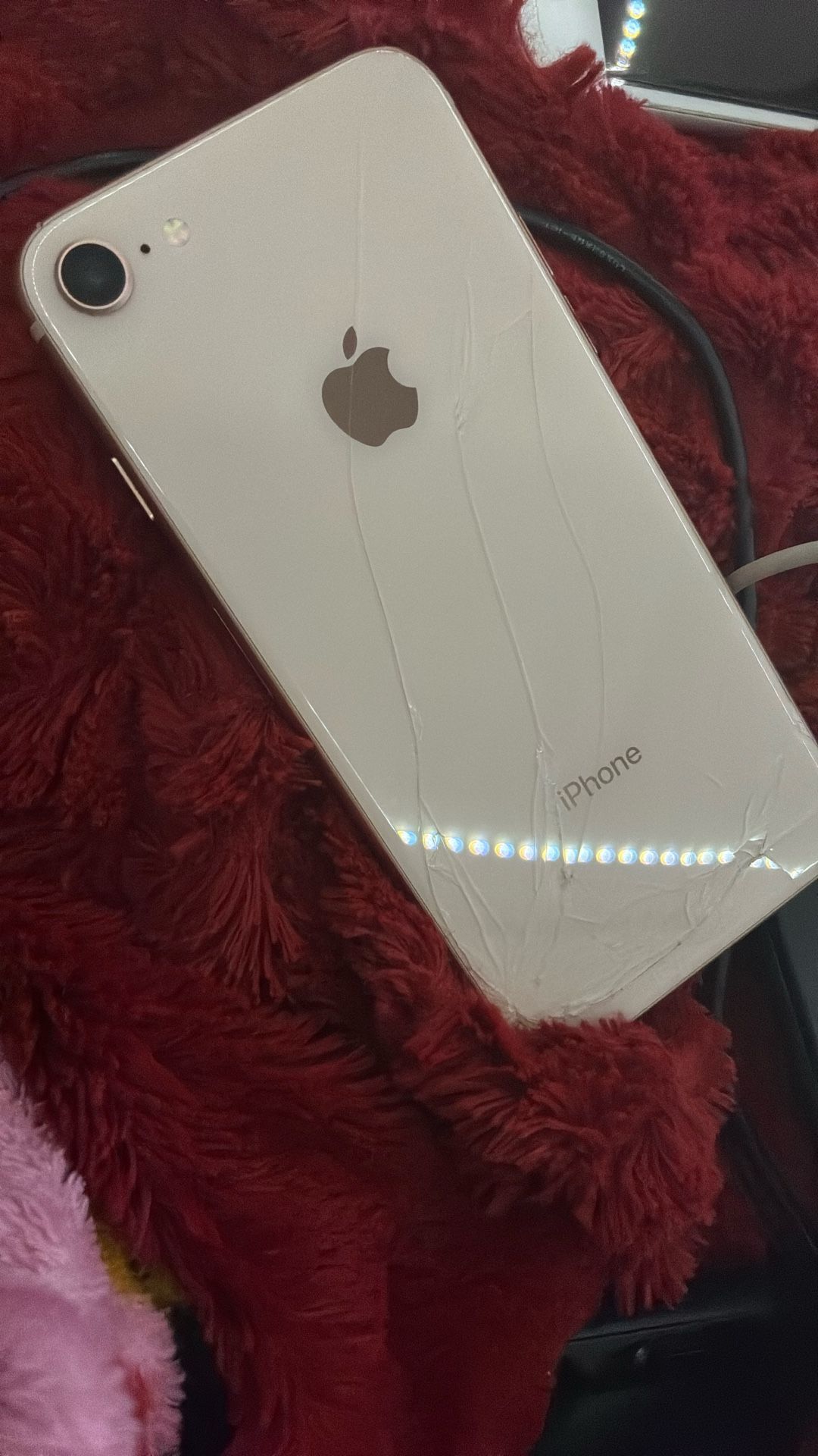 IPHONE 8