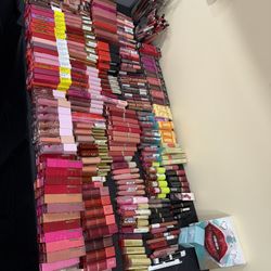 MAKEUP SALE!!!!! 10 ITEMS FOR $45