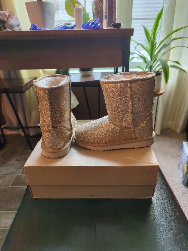 UGGs