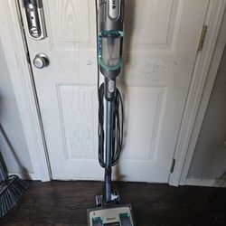 Vacuum Shark