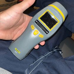 Pin Type Digital Moisture Meter for Water Damage and Mold Prevention 