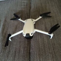 Skyrover S1 Drone BUNDLE 