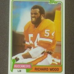 1981 Topps Richard Wood Tampa Bay Buccaneers #181 Linebacker Football Card Vintage Collectible Sports NFL Trading