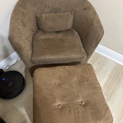 Nice Chair With Ottoman 