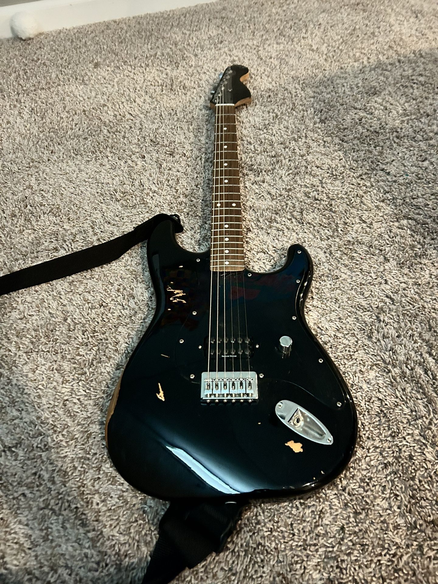 Tom Delonge Strat (2002 Model)