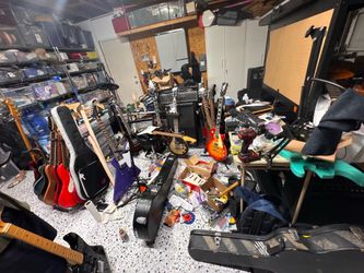 Guitar gear repairs, bundles and deals