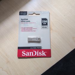 Sandisk 256GB Ultra Luxe USB 3.1 Flash drive 