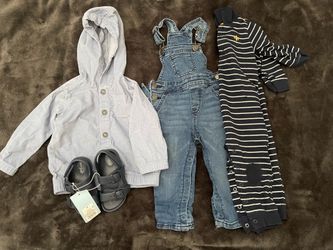 Boys clothes - 12 months and size 6 sandal’s - baby gap target and others