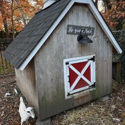 Farm House For Ducks Or Chicken 