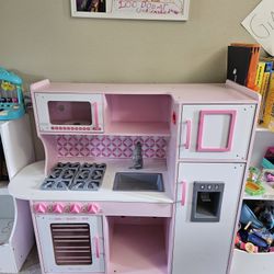 Melissa And Doug Pink Play Kitchen 