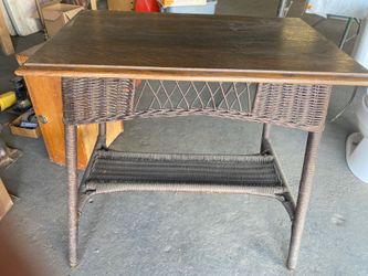 Early Oak Top Whicker Table