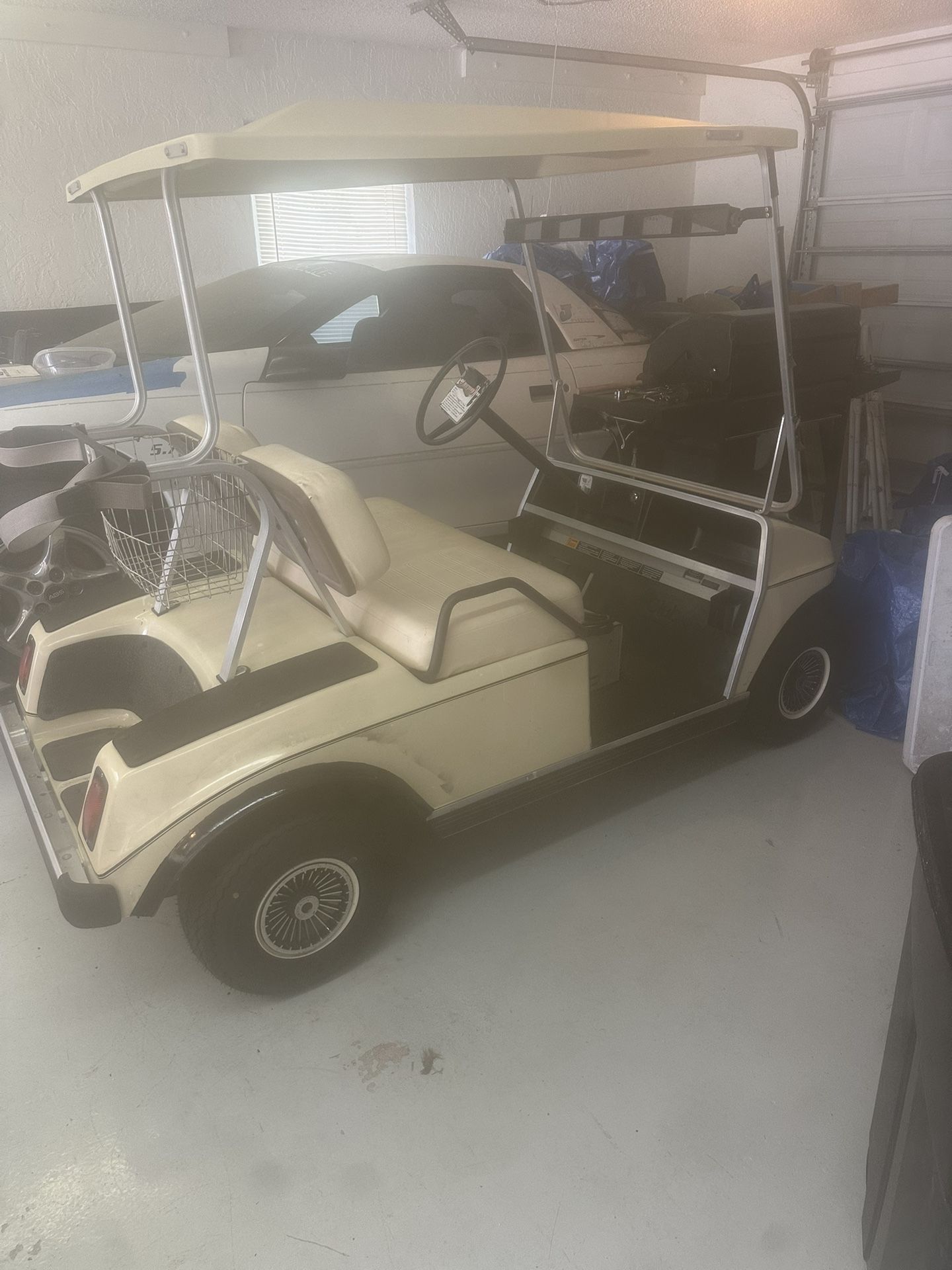 1991 36 Volt Club Car Golf Cart 