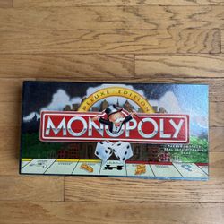 Vintage 1995 Monopoly Deluxe Edition Game