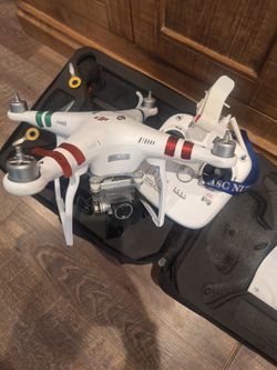 DJI Phantom Drone with Controller and Case
