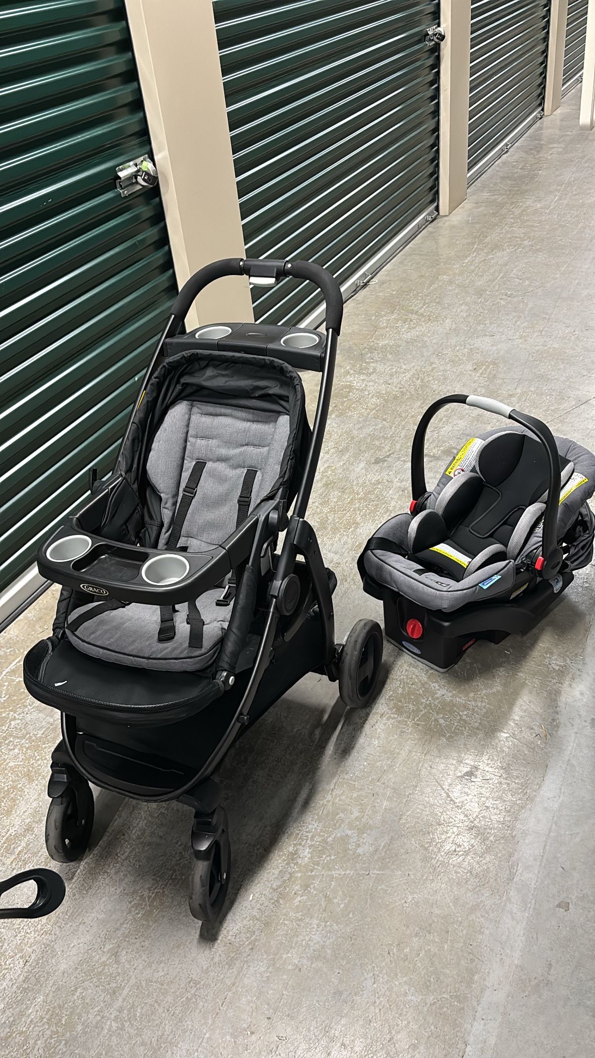 Graco Stroller / Car Seat Combo