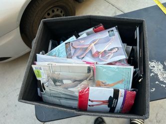 50+ Brand New Women’s Pantyhose, Tights & Stockings Lot – Unopened