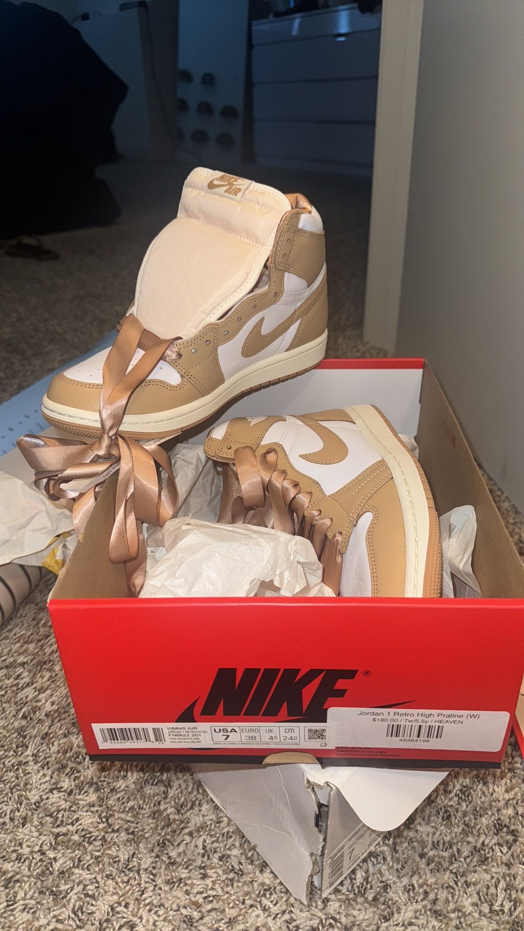 Women’s Sneaker